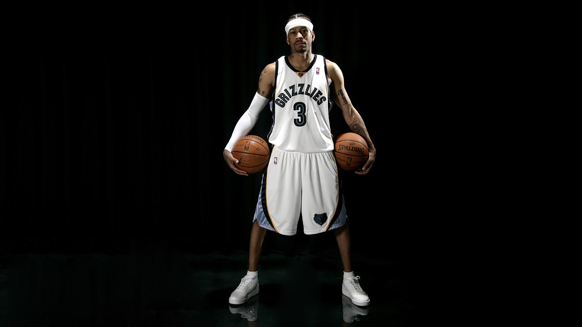 巨星联手：詹姆斯和库里的巅峰对决！，想看詹姆斯和库里一起打球